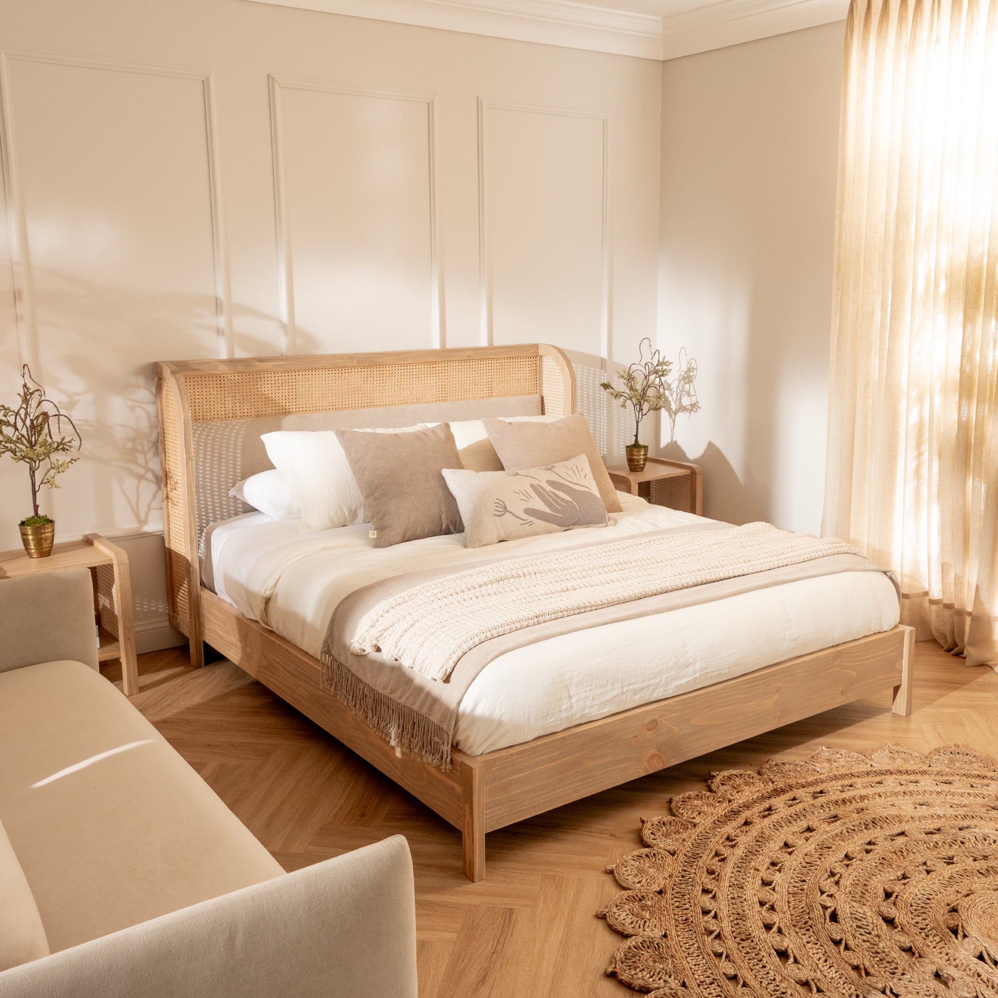 Cama Aura