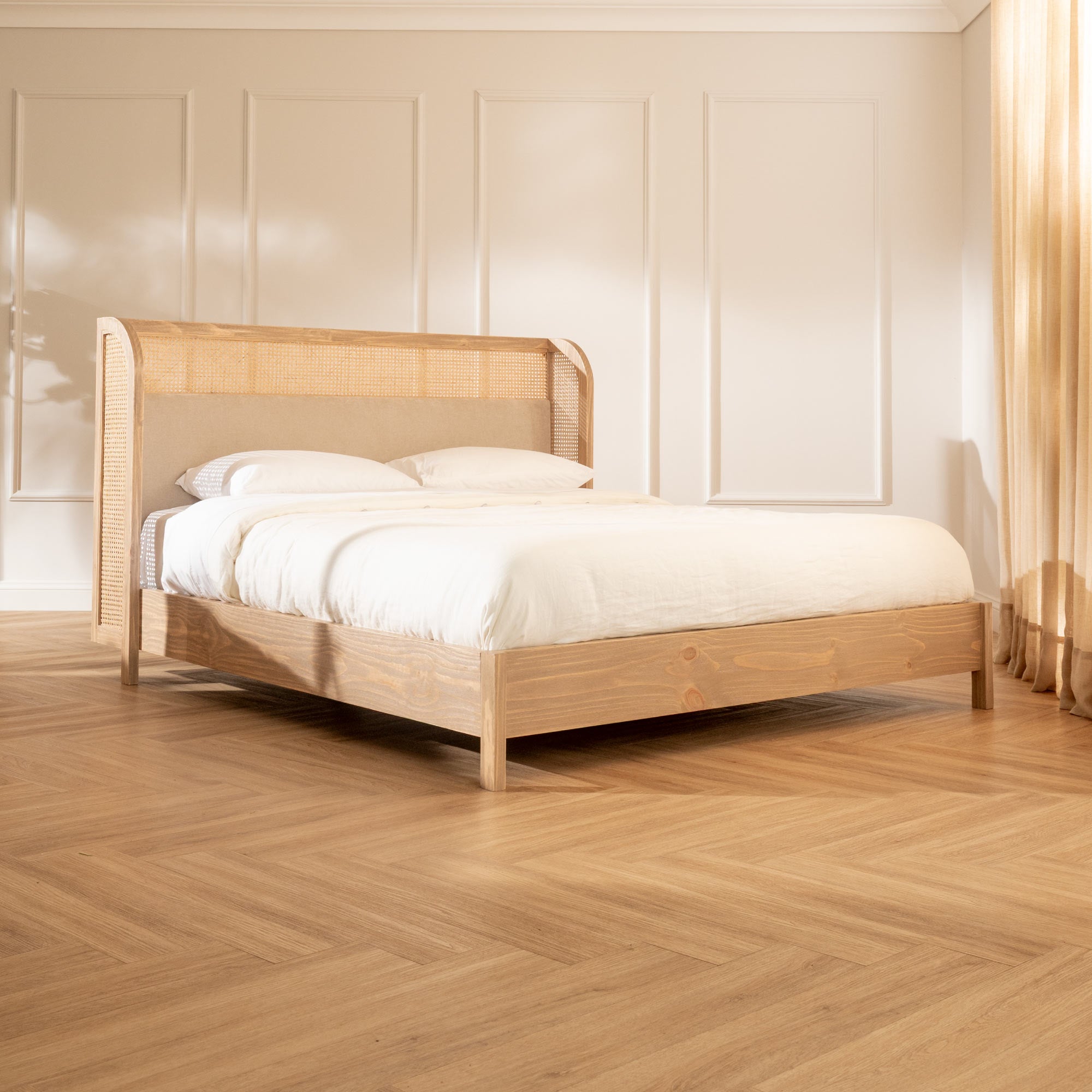 Cama Aura