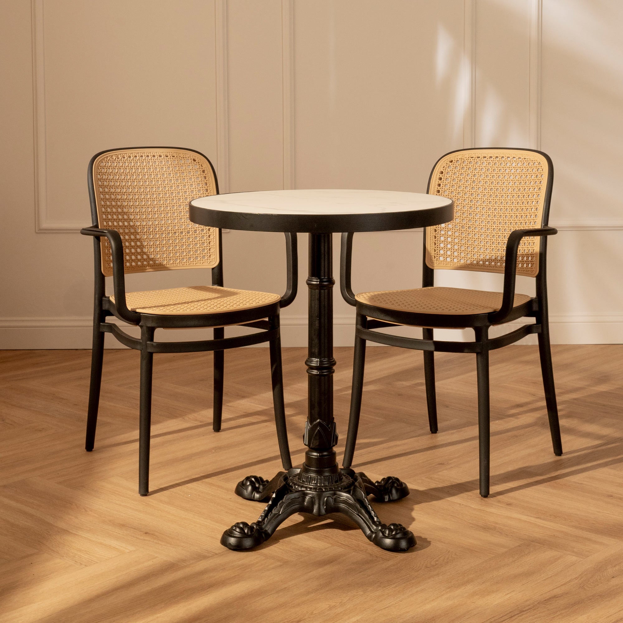 Mesa de Comedor Auxiliar Amelí Redonda Negra