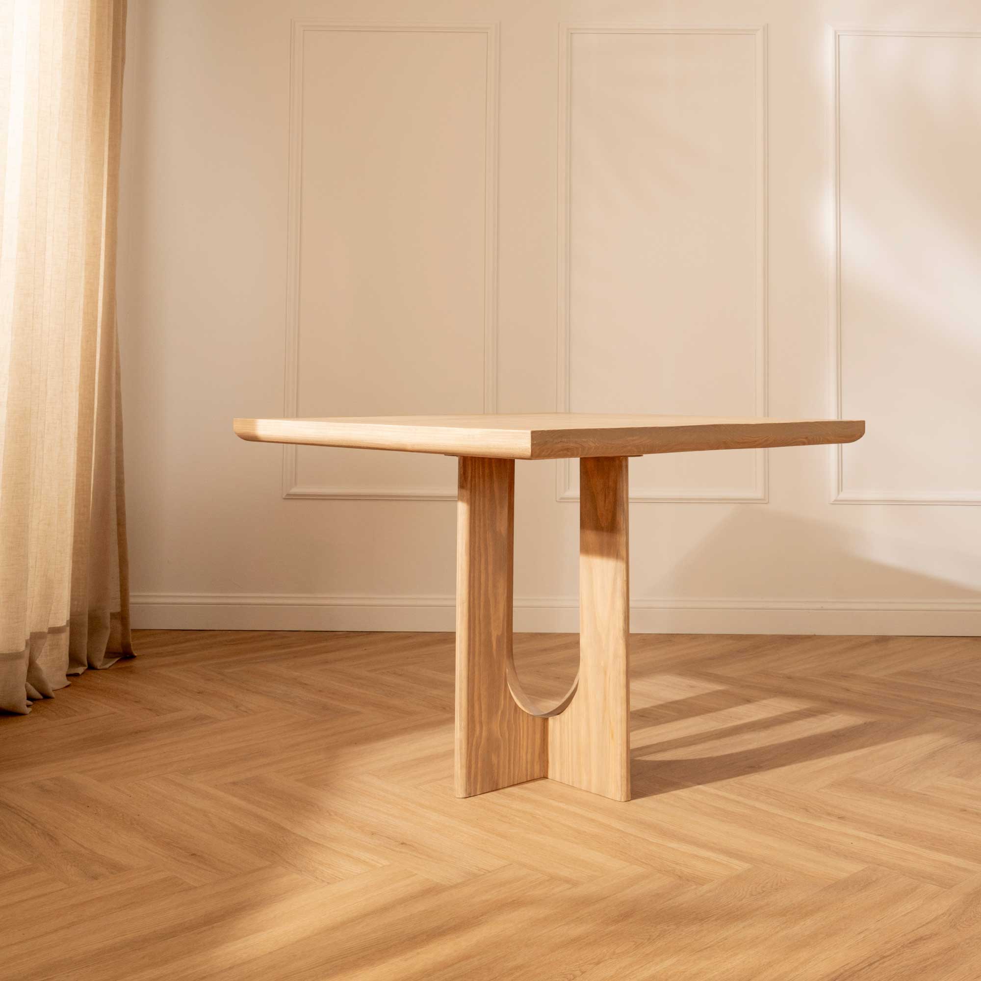 Mesa de Comedor Cuadrada Calma