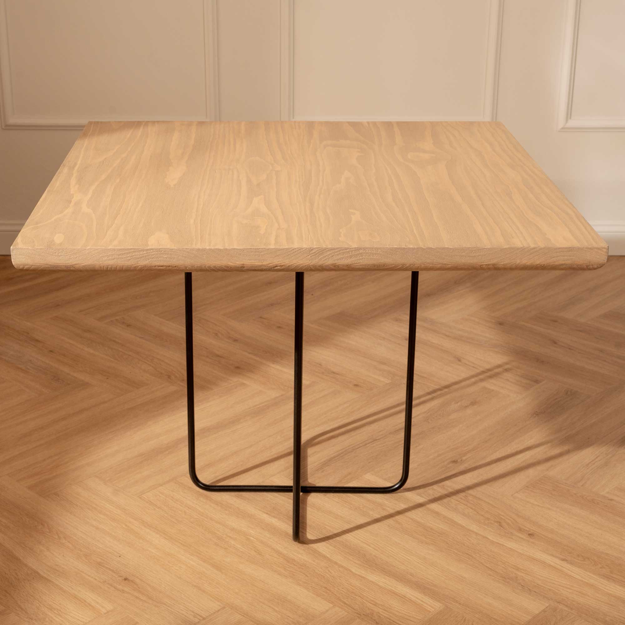Mesa de Comedor Cuadrada Brisa Negra