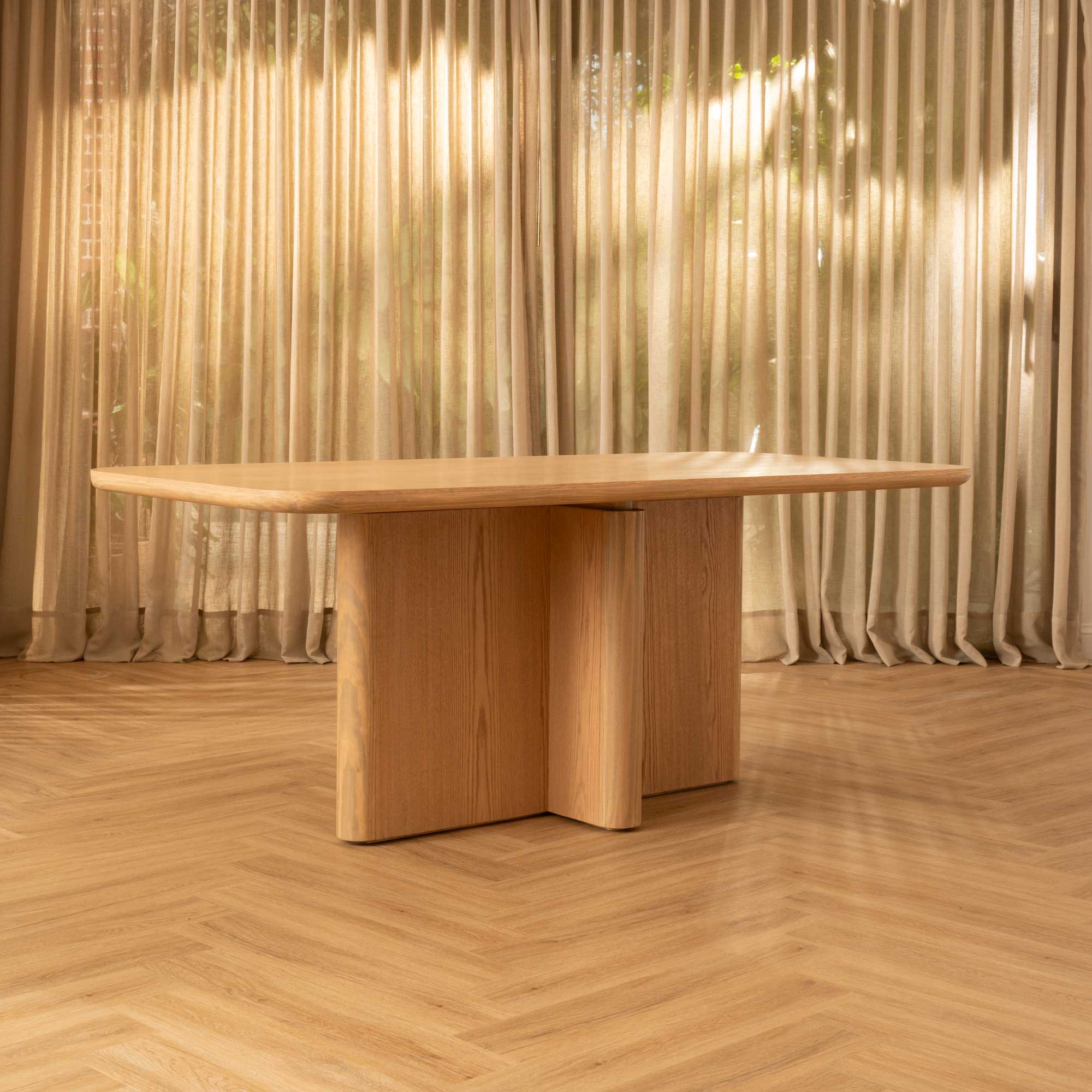 Mesa de Comedor Vela