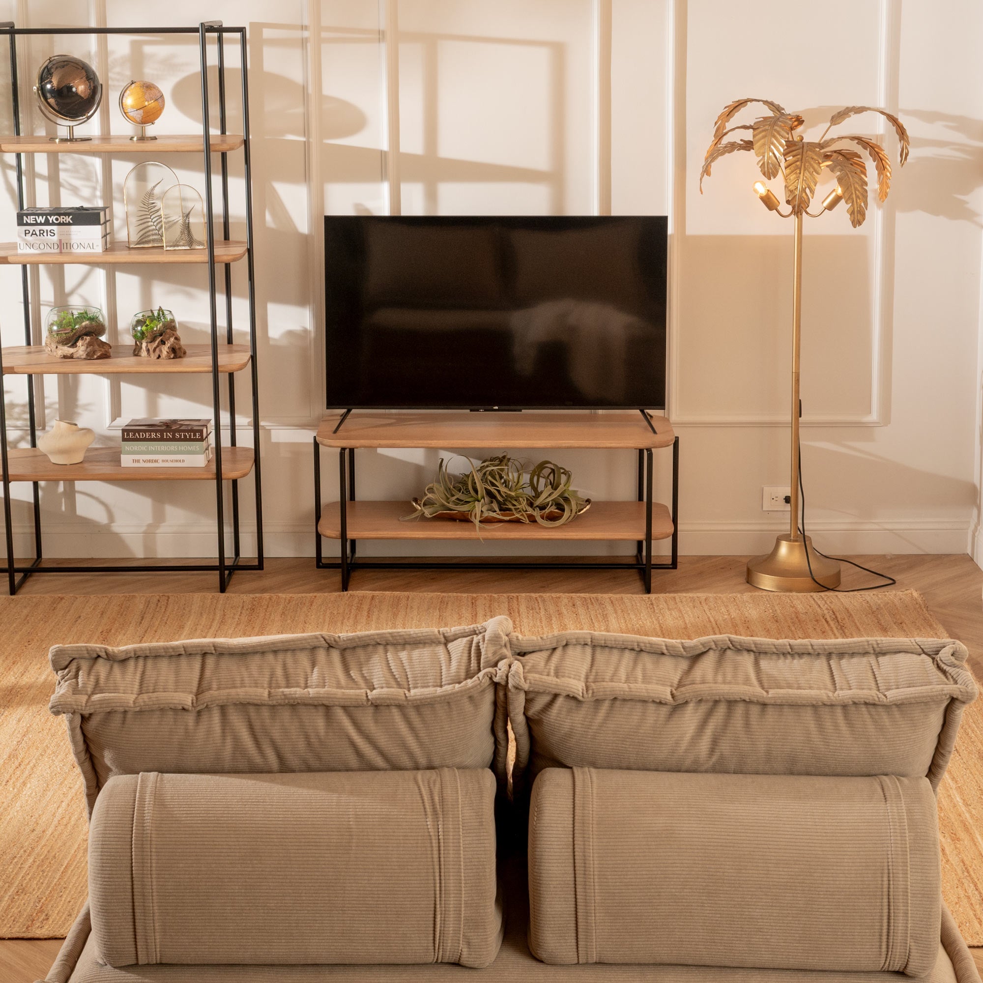 Mueble para TV Sombra