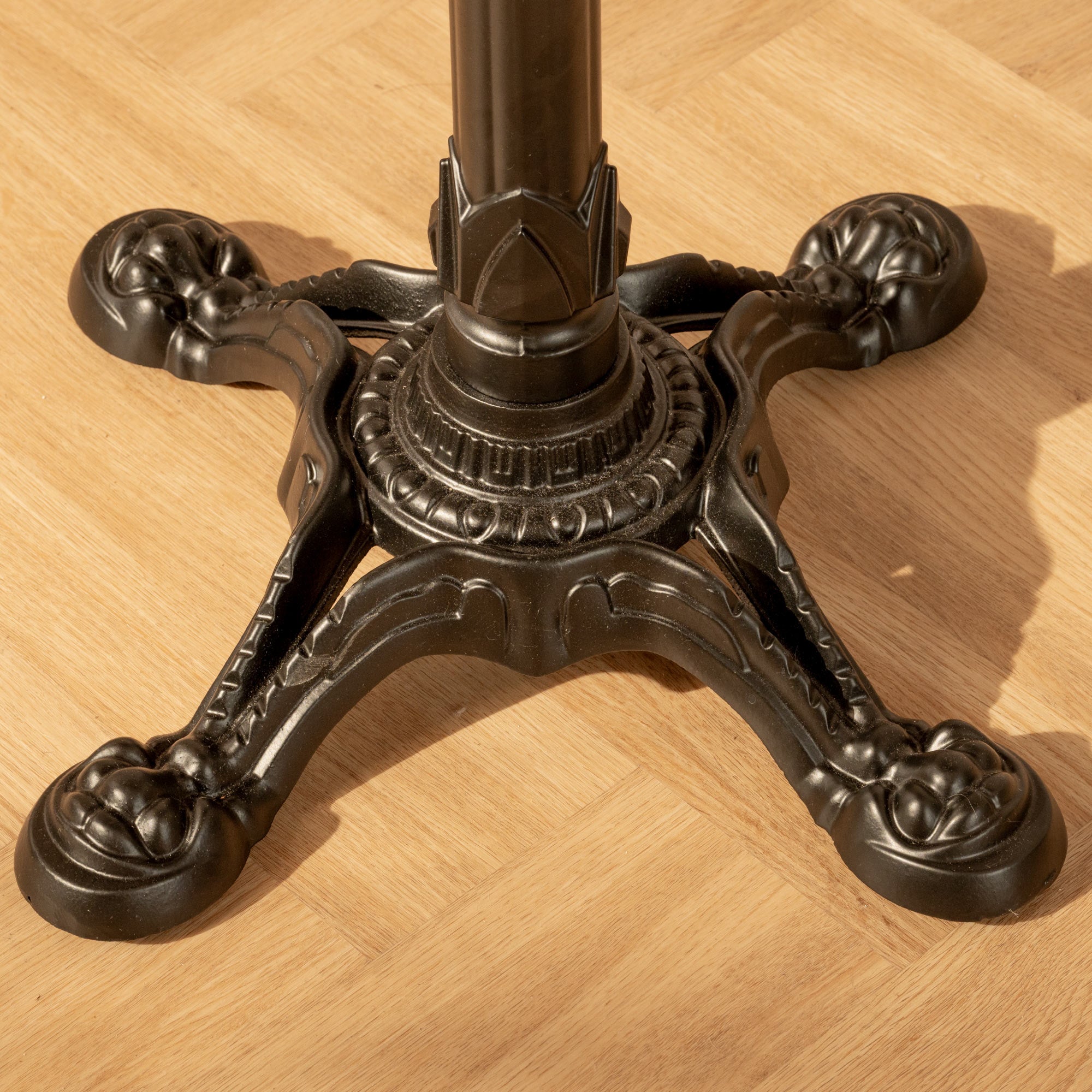Mesa de Comedor Cuadrada Amelí Negra - Madera