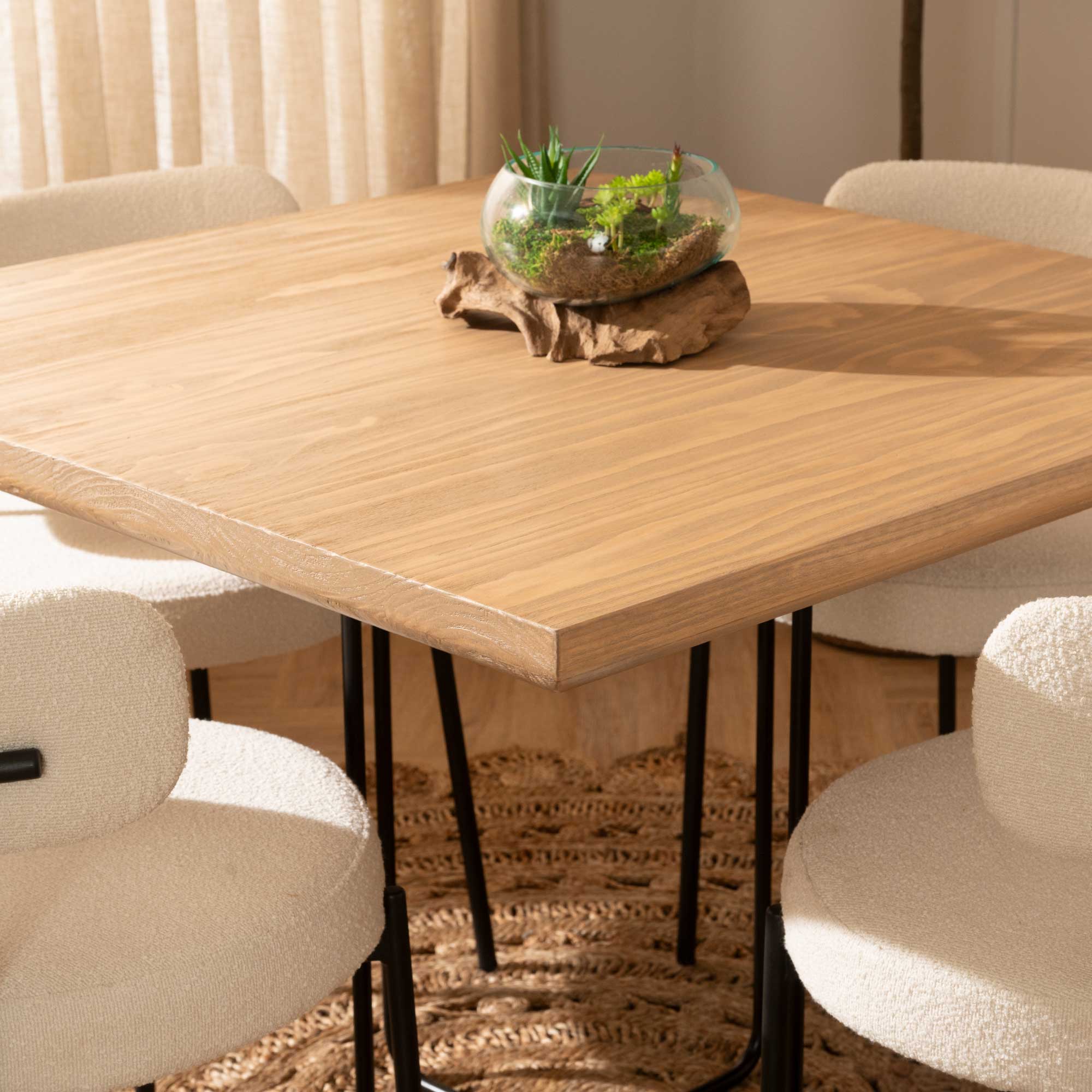 Mesa de Comedor Cuadrada Brisa Negra