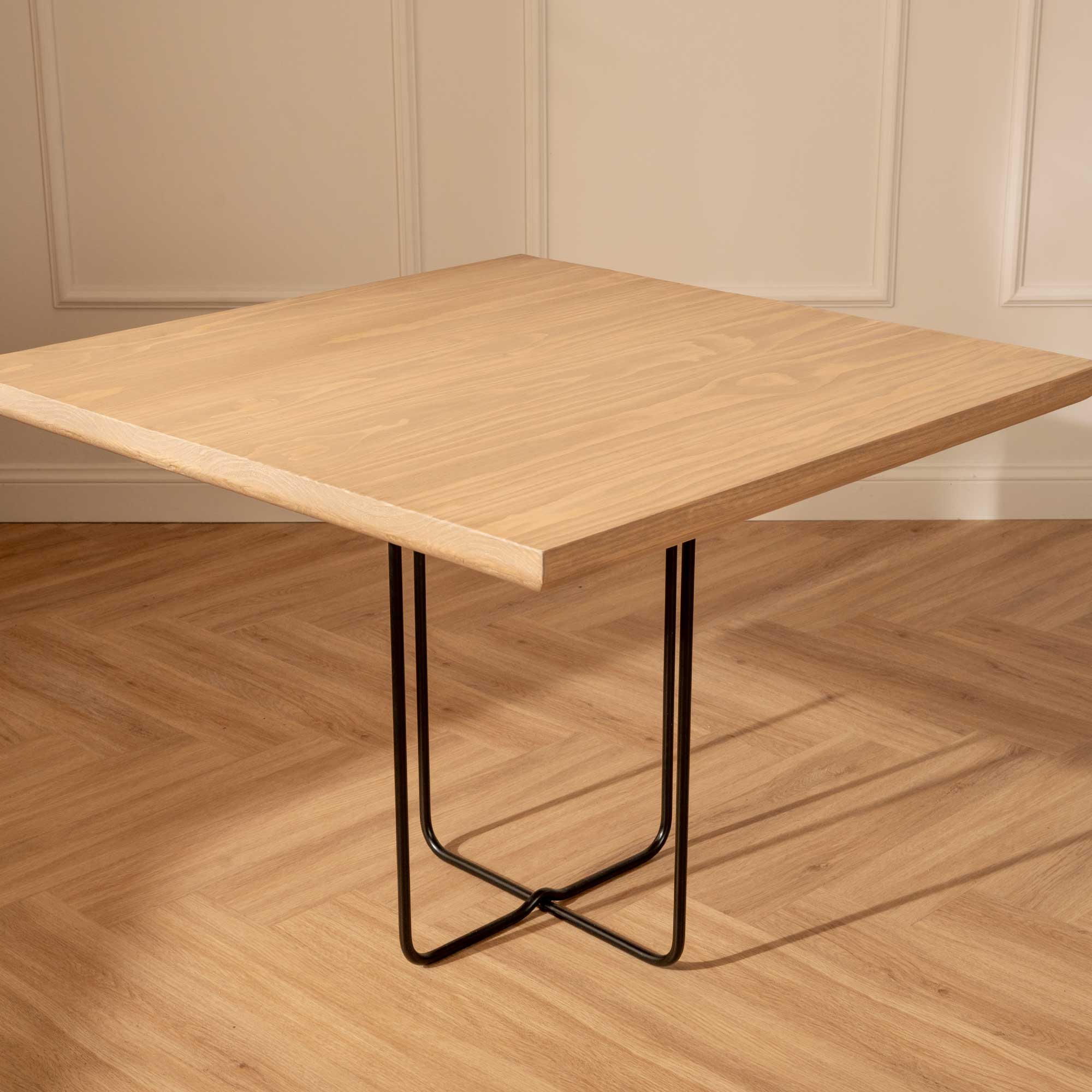 Mesa de Comedor Cuadrada Brisa Negra