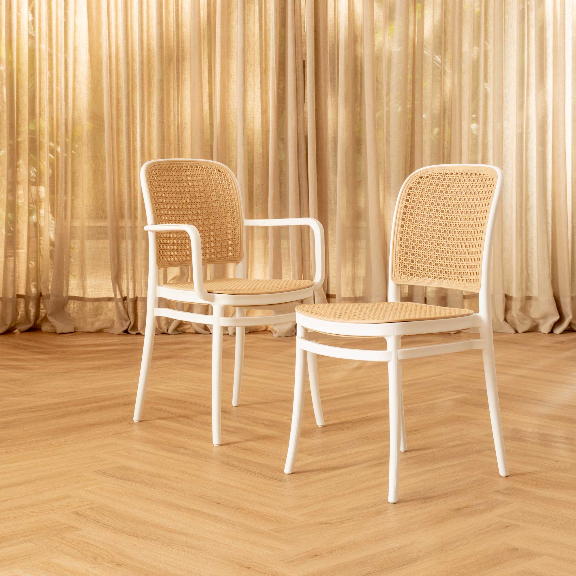 Silla Aire Apilable Blanca Con Brazos